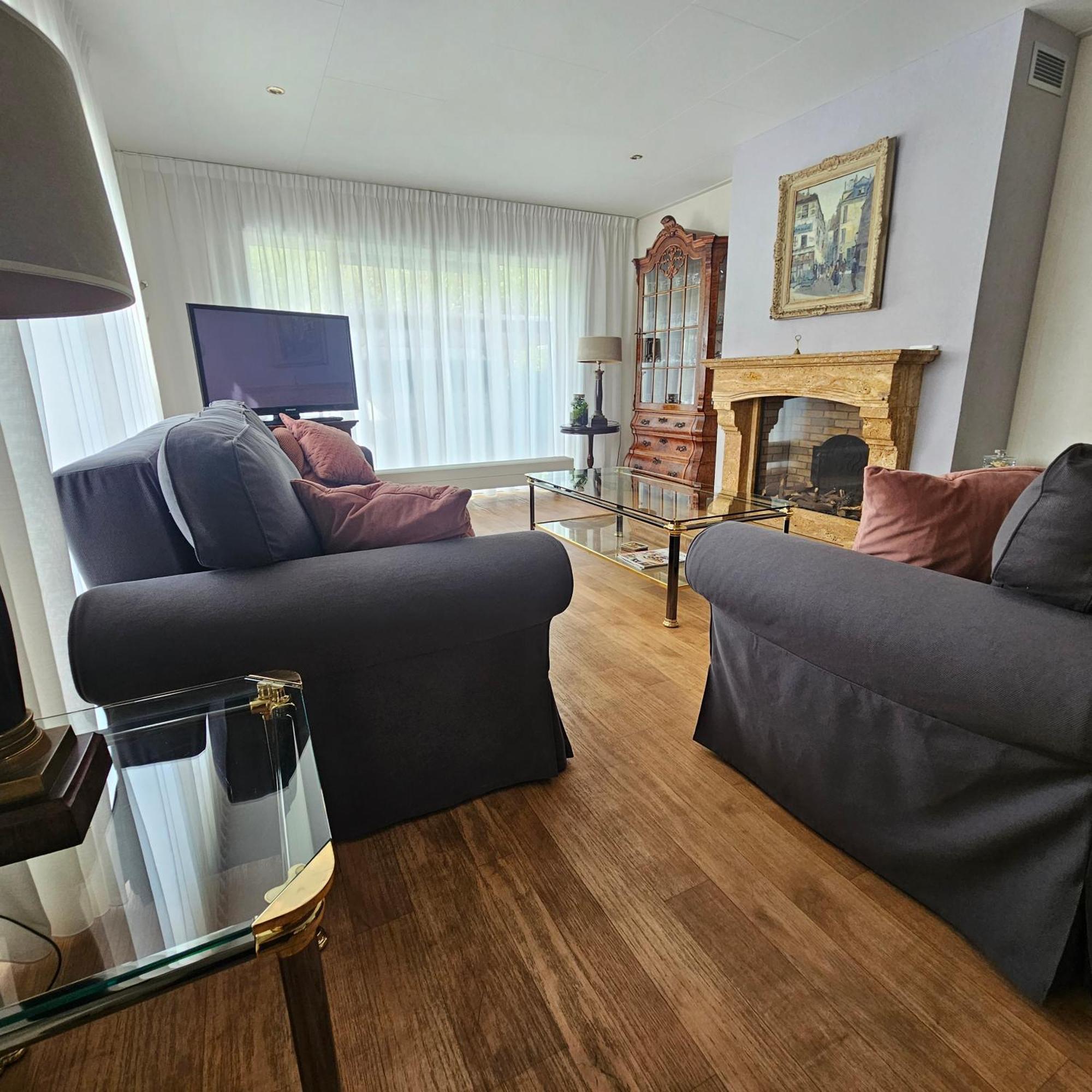 Chalet Buutengeweun, Met Luxe Jacuzzi En Tonsauna Sint Annaland Exterior foto